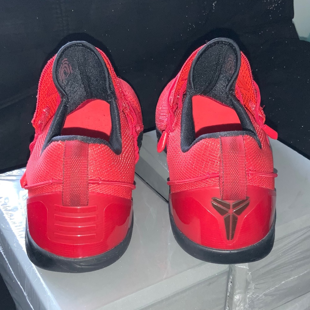 Kobe ad (like new!